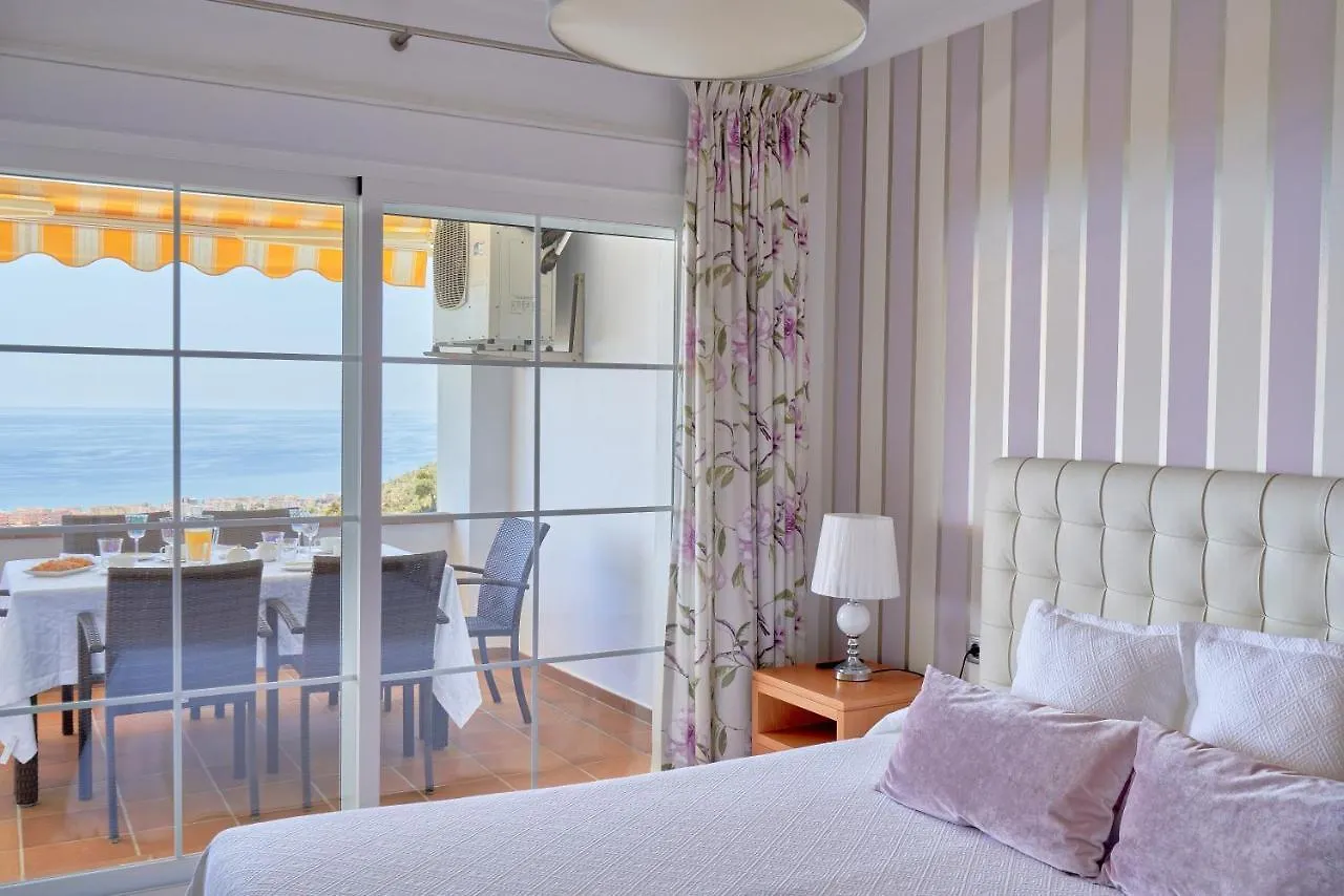 Neptuno Luxury Apartment Rincón de la Victoria 0*,